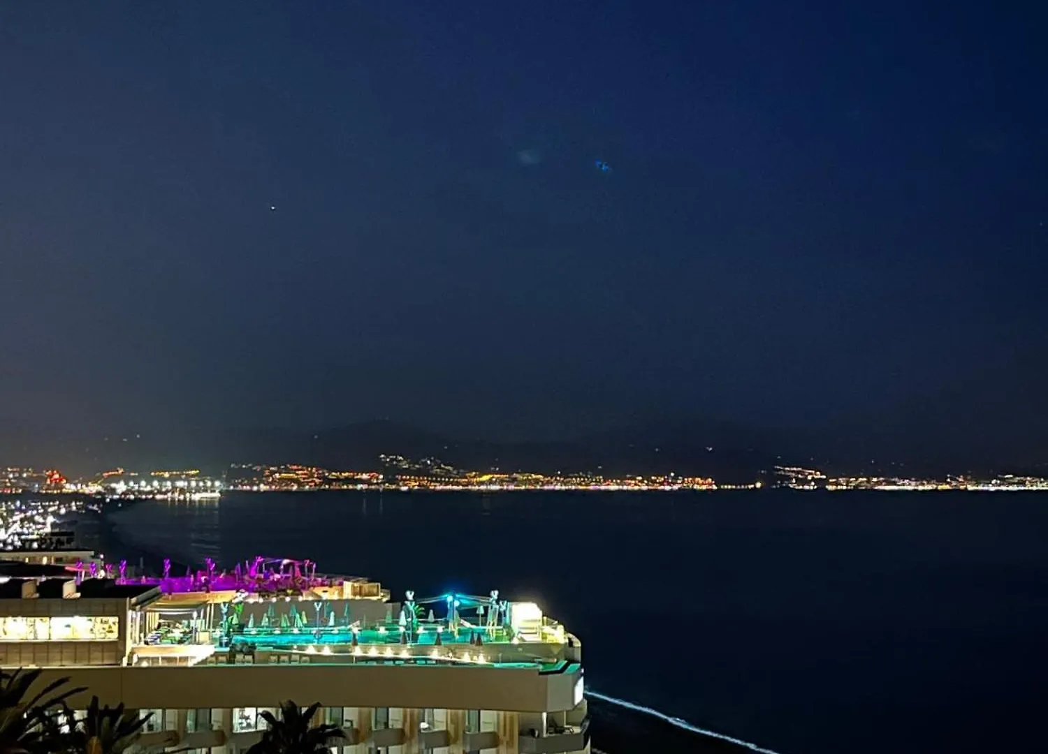 شقة Apartamento Torre De La Roca توريمولينوس إسبانيا