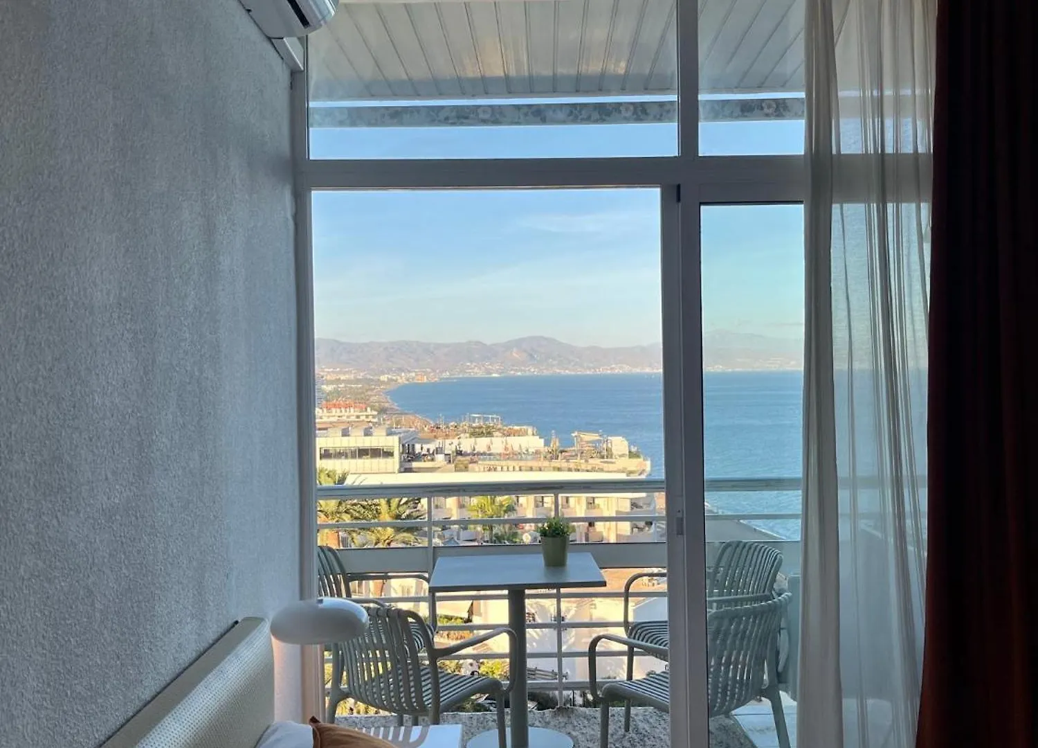 Apartamento Torre De La Roca Torremolinos 0*,  Spain